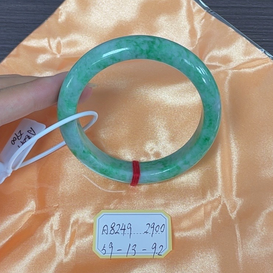 实在人珠宝天然缅甸翡翠Ａ货A8249