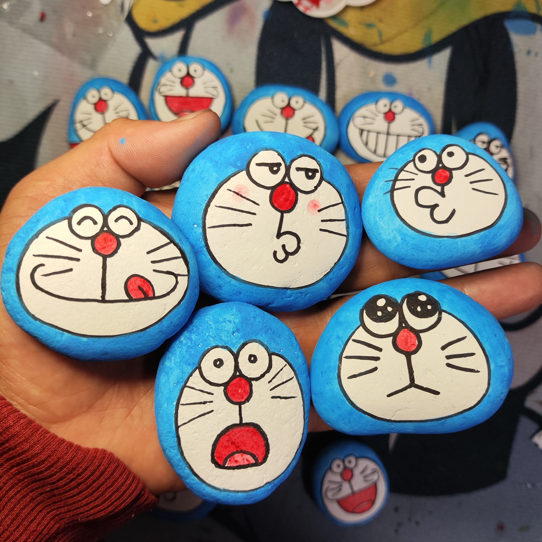 多啦A梦石头画手绘diy创意蓝胖子主题礼物装饰小摆件叮当猫鹅卵石