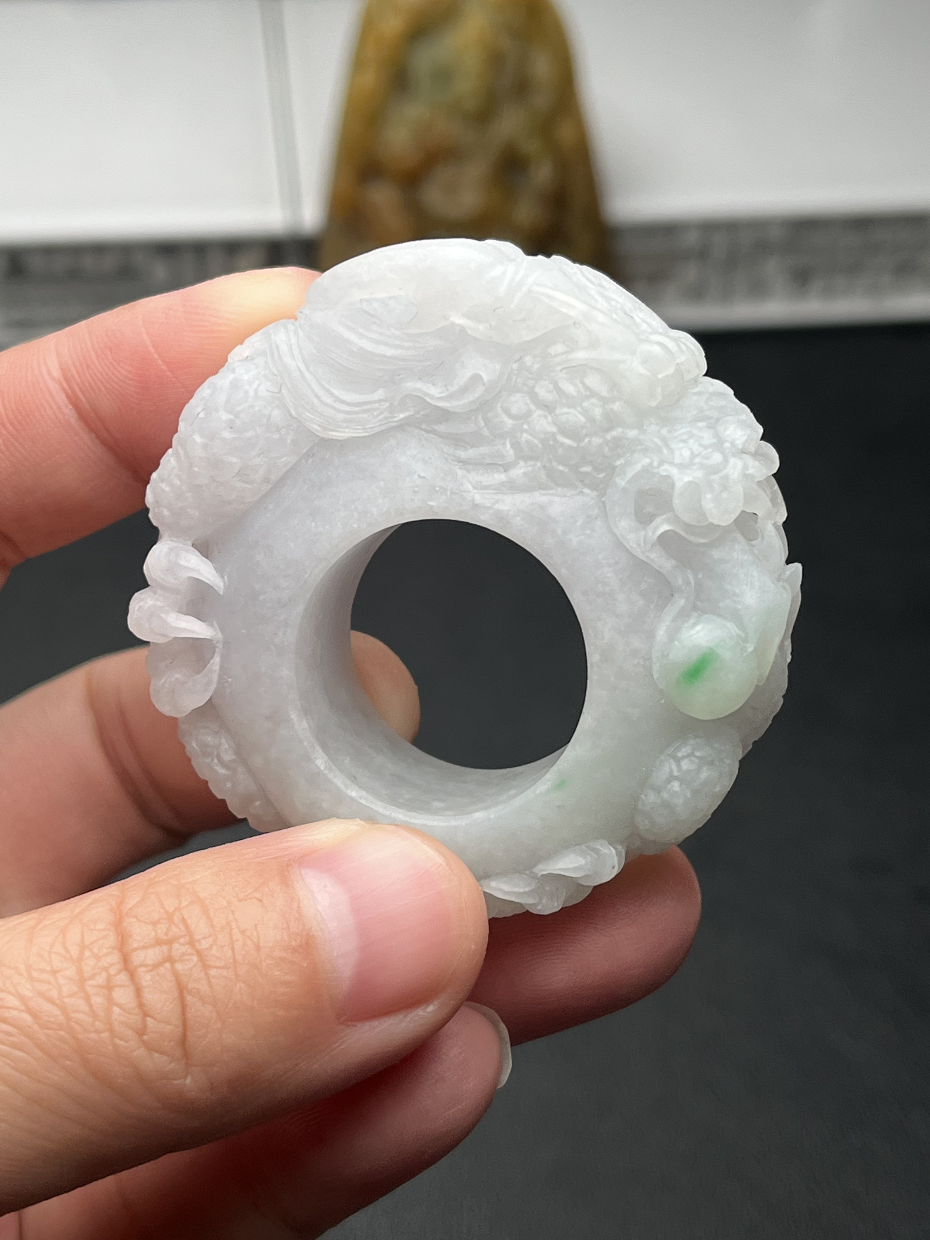 精品毛货翡翠霸气龙扳