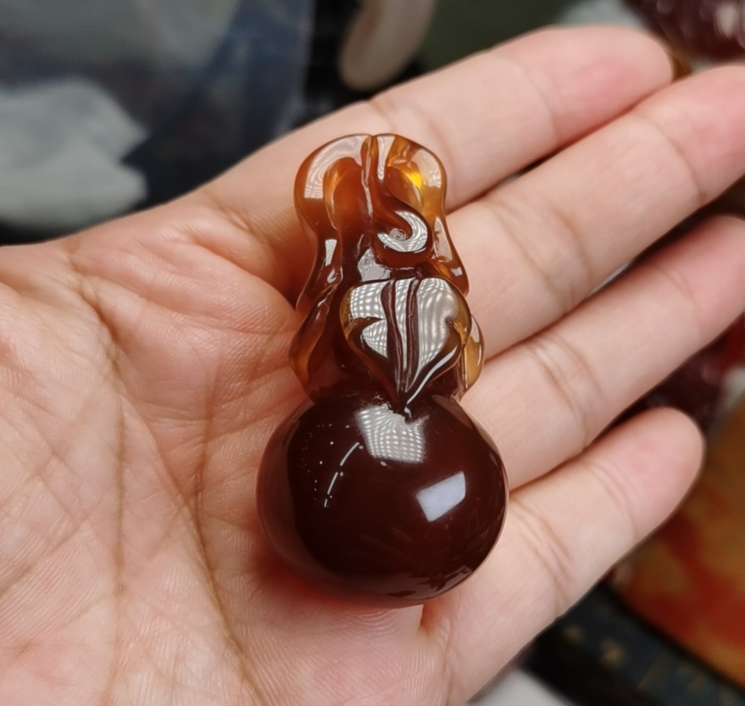 逊克北红玛瑙葫芦吊坠