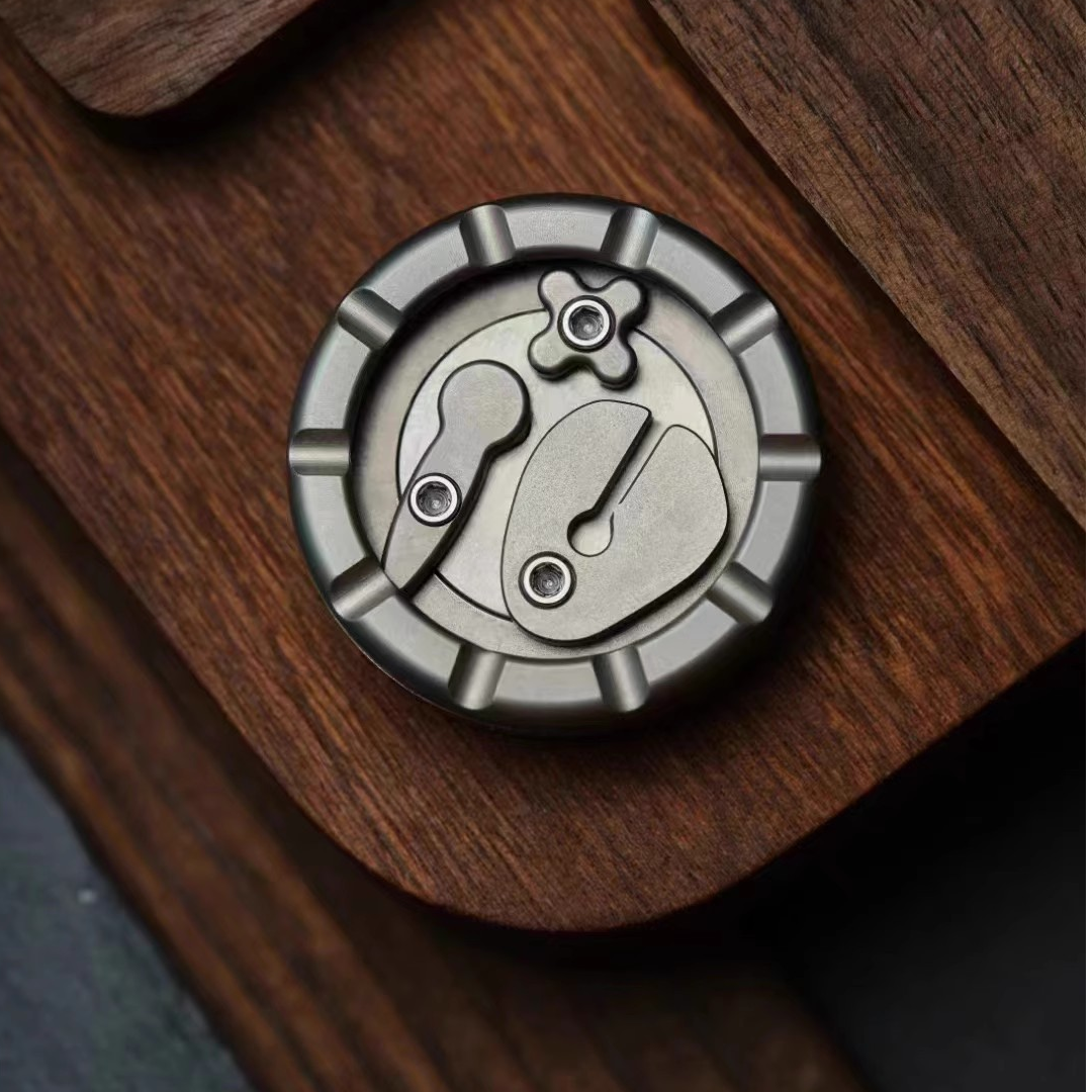 世界edc SGedc功德币 啪啪币指尖陀螺推牌磁力金属解压潮玩黑科技