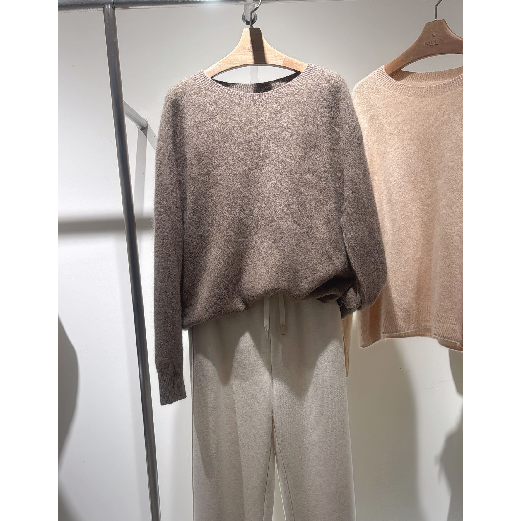 2024新款羊绒衫两色百搭款