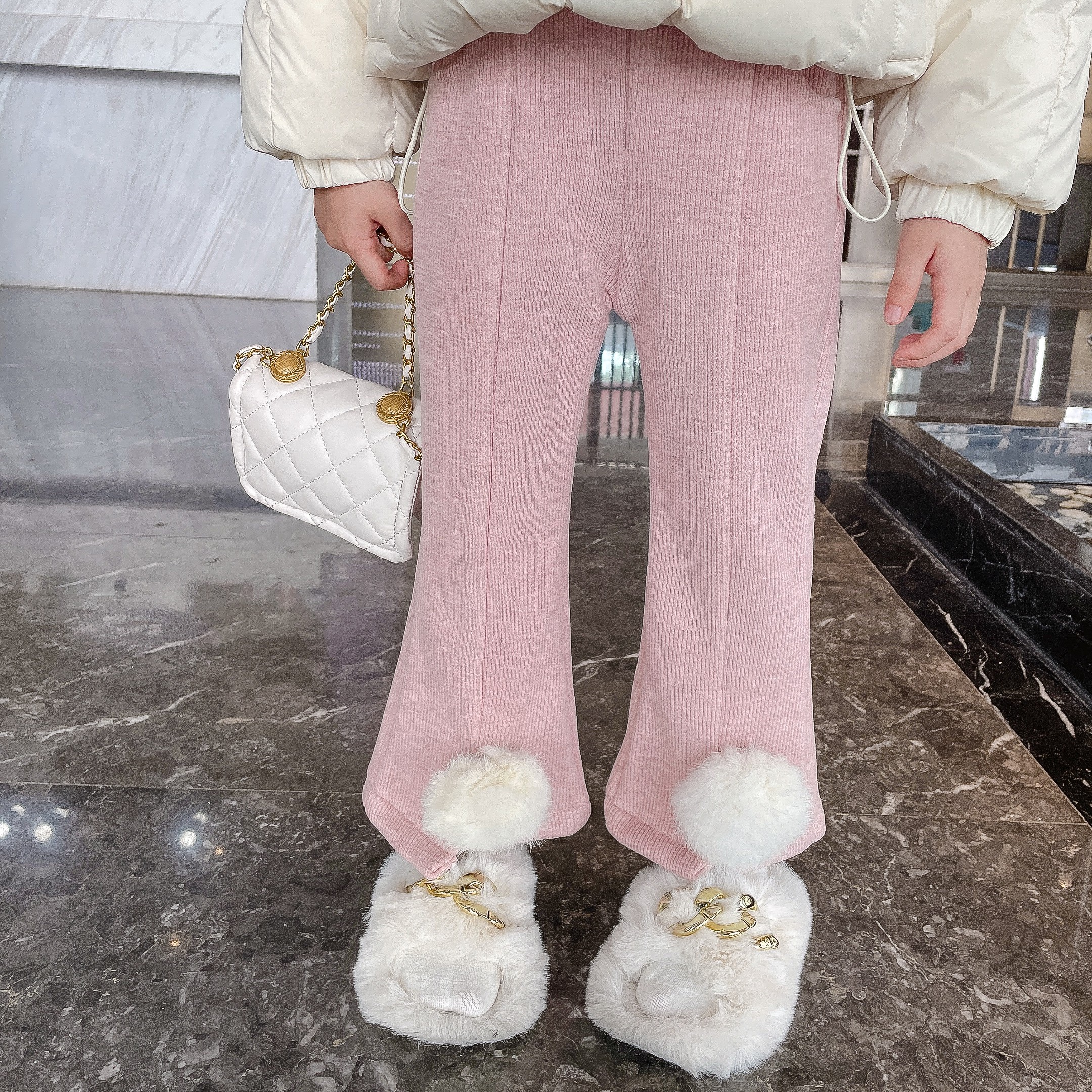 【 新粉浮力】2023女童韩版加绒球球喇叭裤加绒加厚保暖厚实喇叭裤