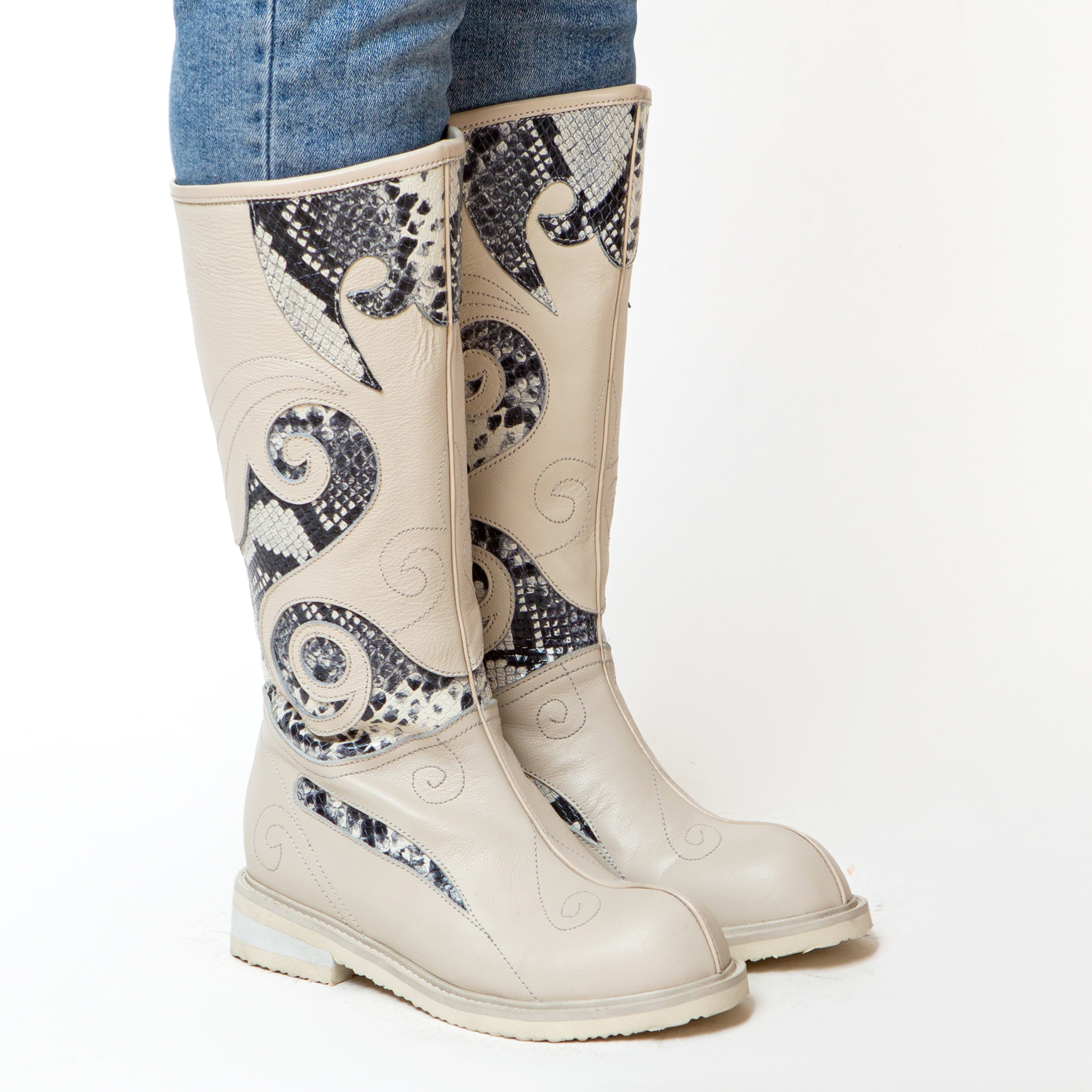 213-1女士中筒白色蒙靴皮靴真皮靴子内里猪皮透气不捂脚骑士