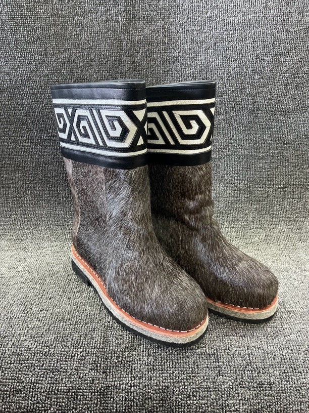 823-1男士时尚休闲雪地靴保暖轻便防寒加厚手工鞋底超轻防滑百搭