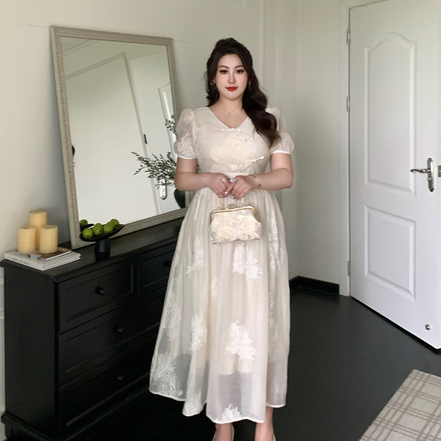 GLEC大码女装2025夏季新款高端新中式复古高级感网纱刺绣连衣裙