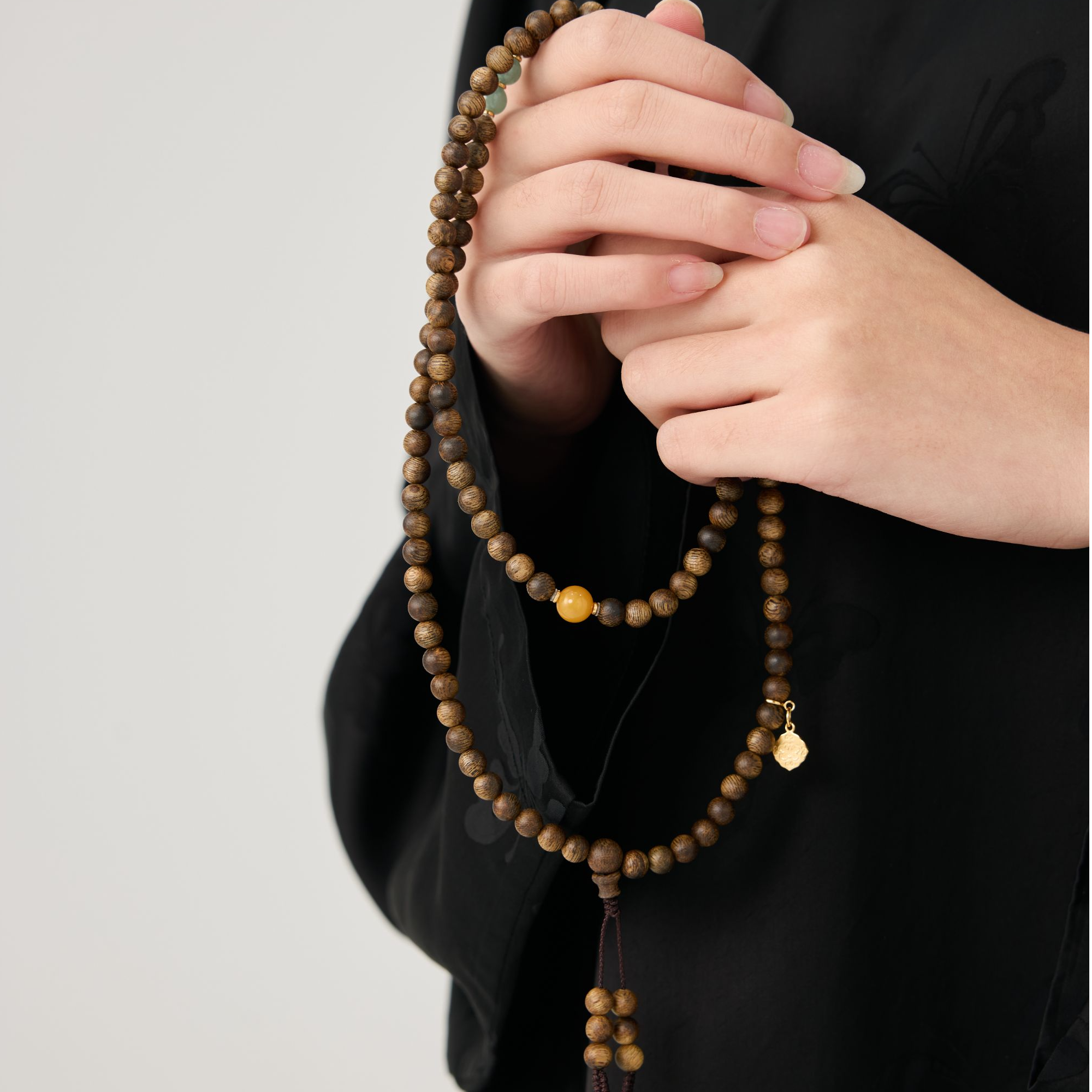 素木生海南莺歌绿奇楠（乌身圆叶）沉香手链