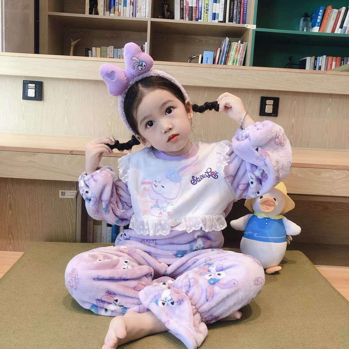 女童法兰绒珊瑚绒睡衣套装儿童家居服秋冬季星黛露玲娜贝儿女宝宝