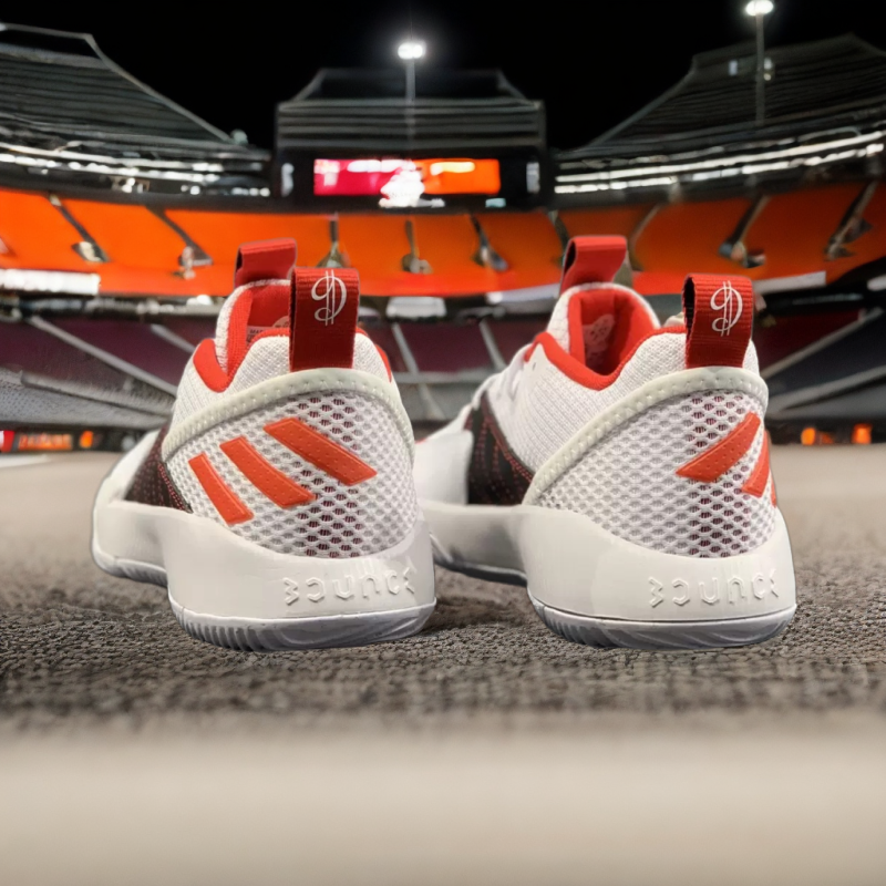 Adidas/阿迪达斯春季正品利拉德签名版男子耐磨实战篮球鞋 ID1811