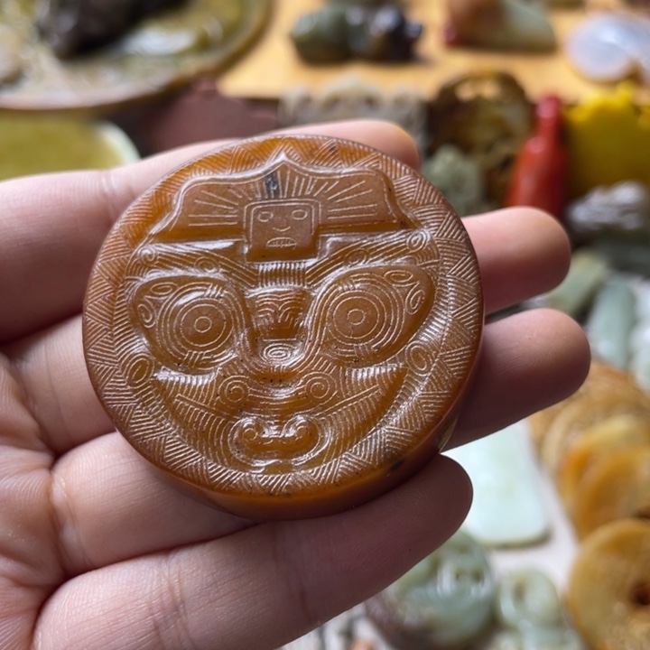 蛇纹石玉颈饰未镶嵌80