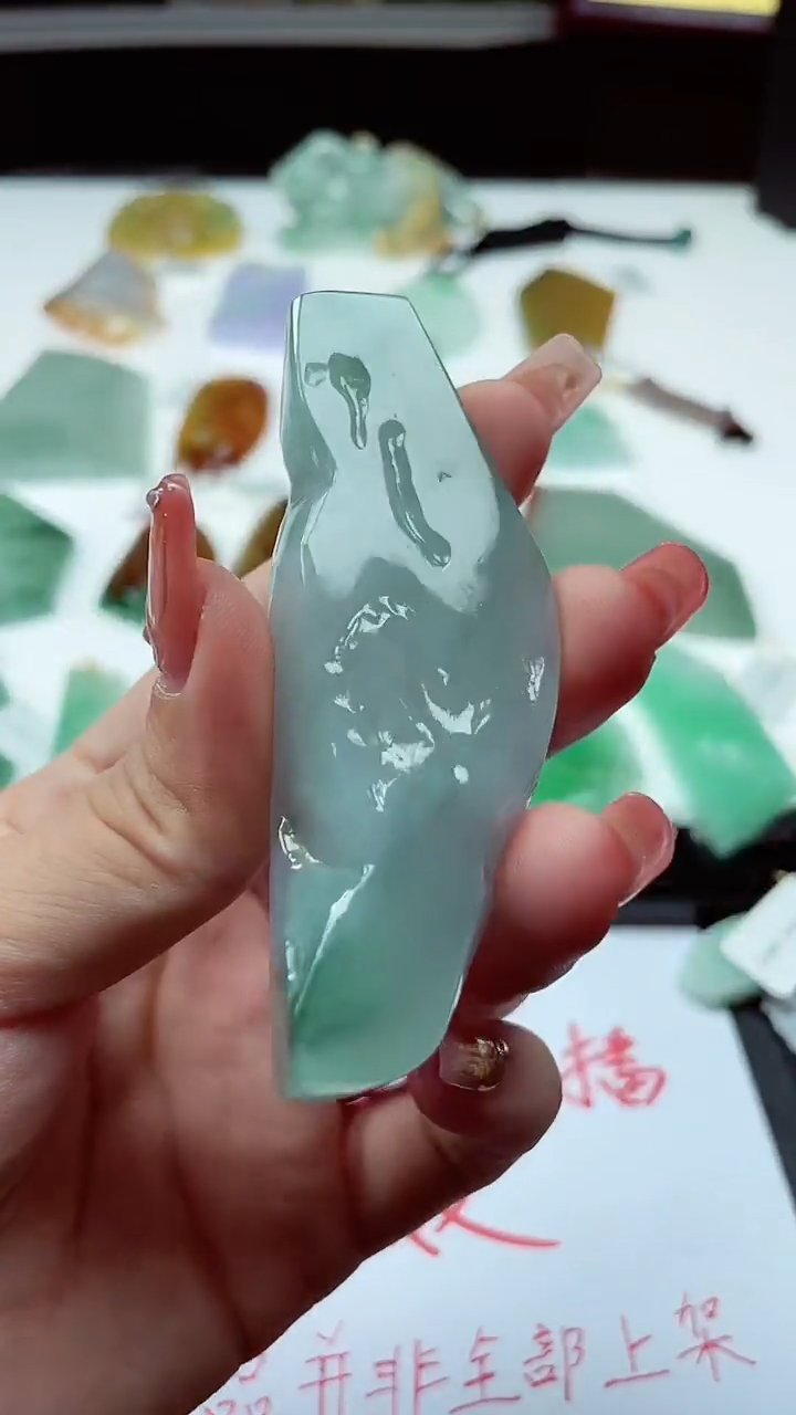 【闪购商品】翡翠颈饰未镶嵌111111111