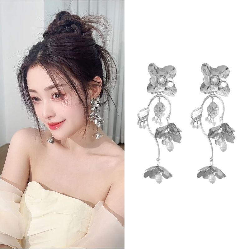 铜合金耳饰 新娘婚纱耳环夸张长款金属树叶花朵耳坠25A复古耳钉