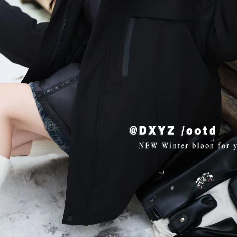 东2024【X】12月9日 男童女童时尚黑色潮版羽绒服6179-