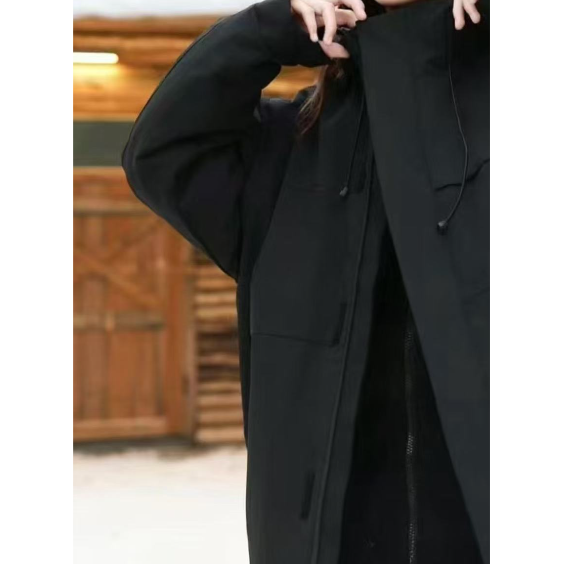 东2024【X】11月15日  儿童潮酷黑色冲锋衣外套6162-