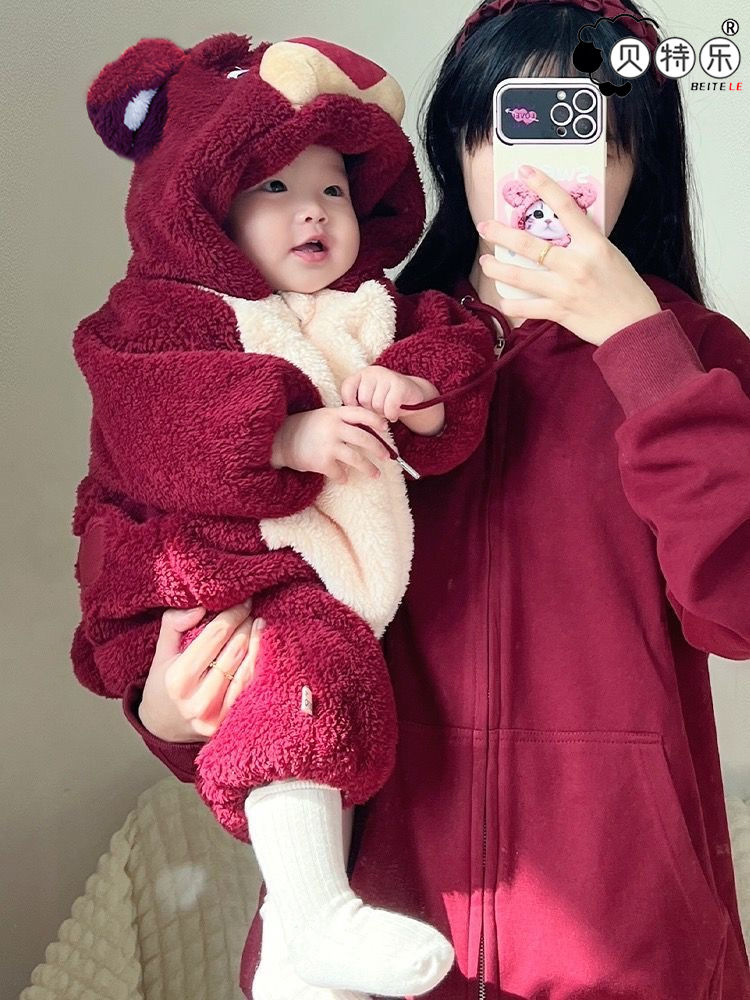 加绒连体衣婴儿冬季珊瑚绒家居服男冬天草莓熊保暖睡衣加厚爬爬服