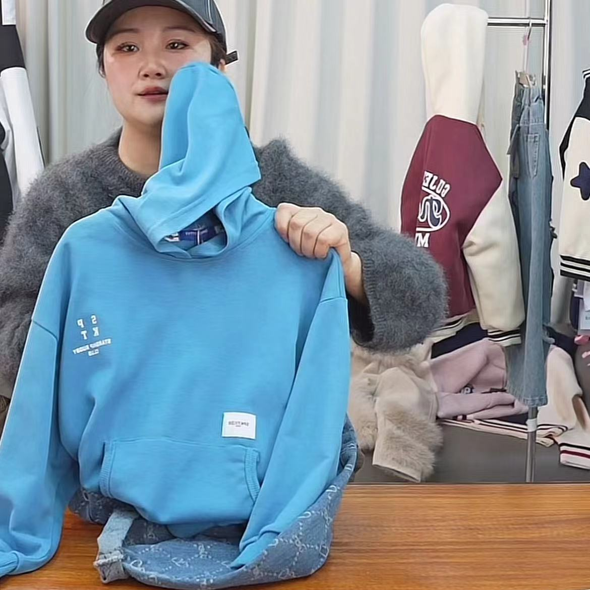 402028《现》优选韩版儿童休闲舒适时尚洋气连帽春款卫衣