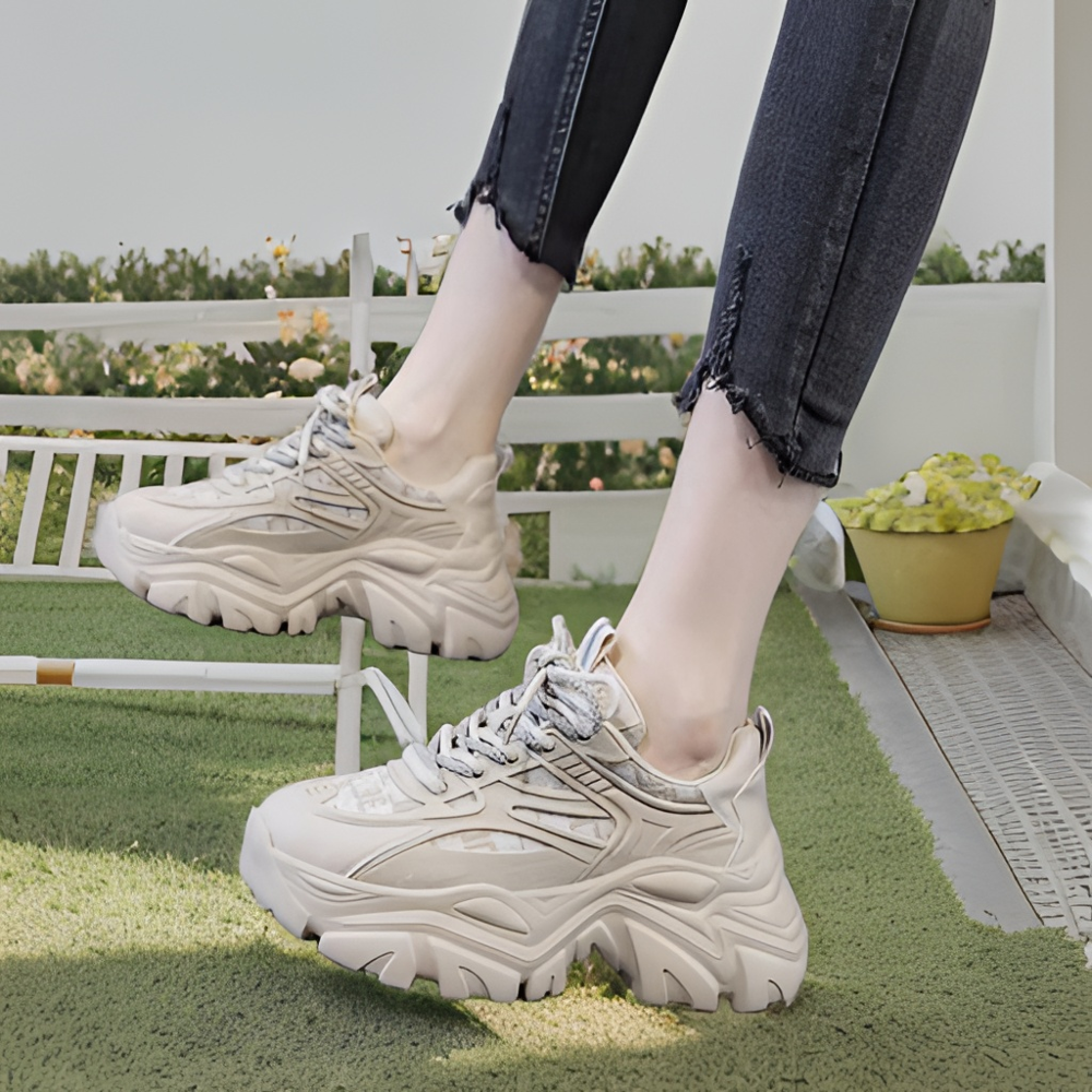 薄款真皮老爹鞋女系带春秋时尚小个子厚底白鞋ins百搭休闲运动鞋