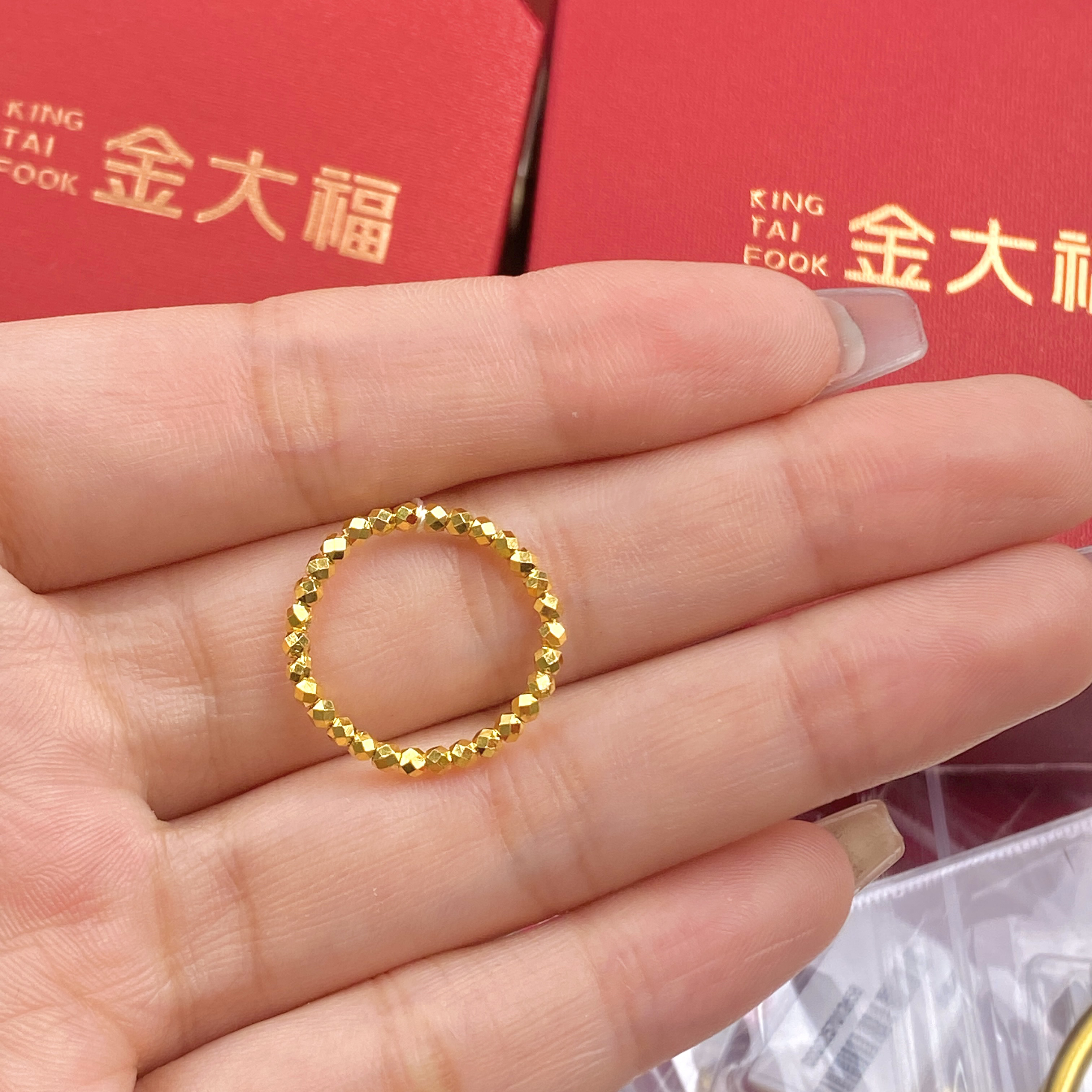 金大福足金999蹦迪珠珠戒指时尚可选圈号