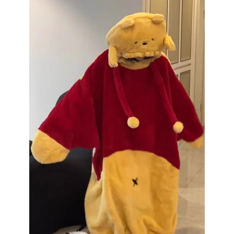 卡通可爱维尼熊珊瑚绒睡裙冬款女加绒加厚毛绒绒连帽睡袍家居服冬