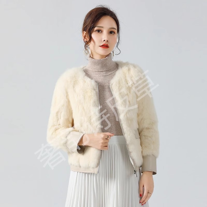 海宁真獭兔毛皮草外套女2025秋冬新款时尚显瘦皮毛一体黑色短款女