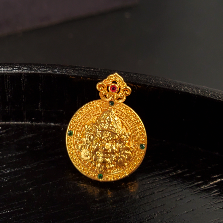 18K金黄财神圆牌吊坠 G7402