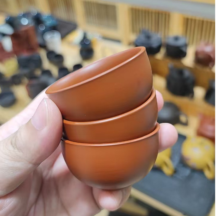 朱泥元宝杯（三个）