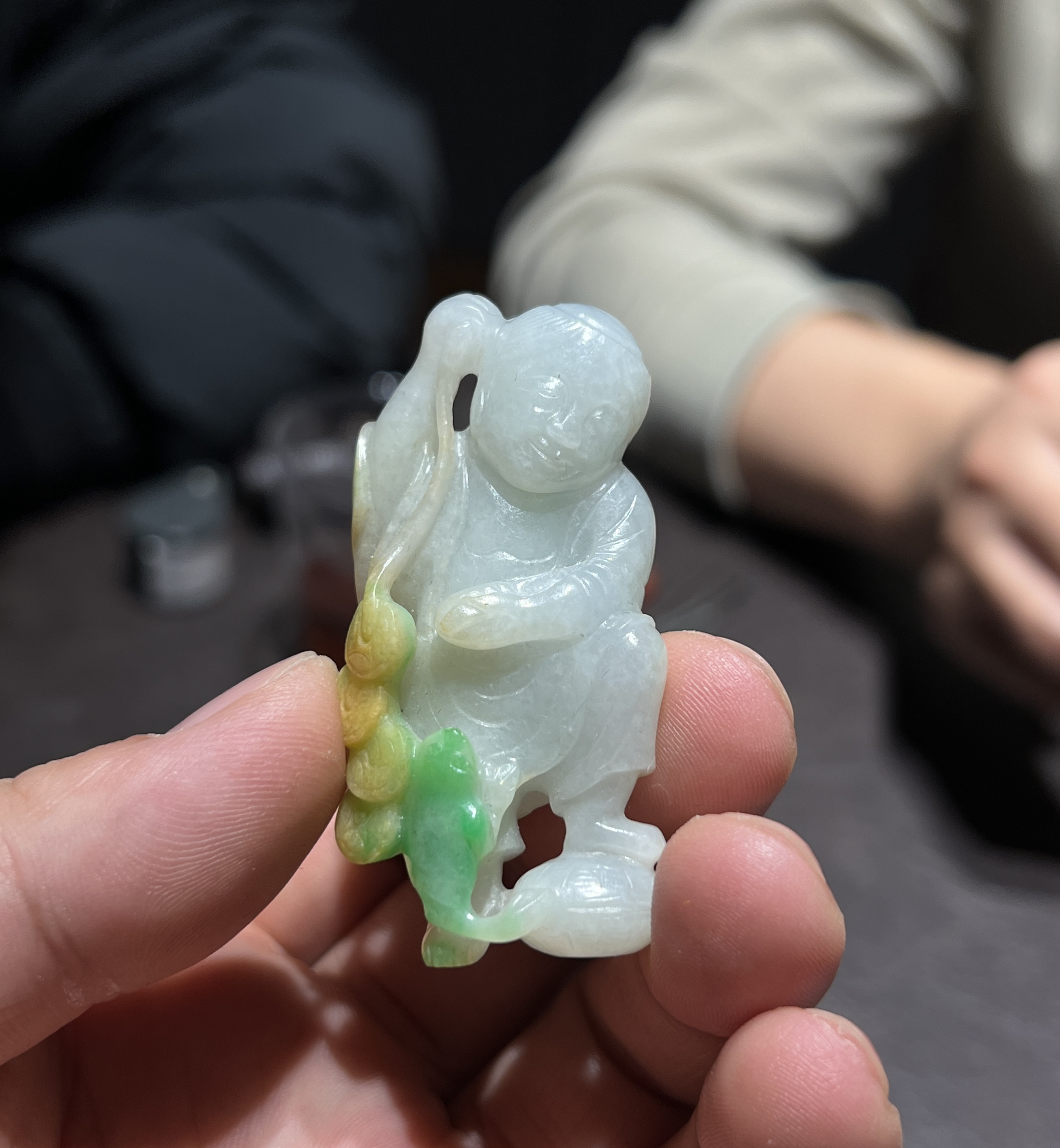 三色翡翠巧雕刘海戏金蟾