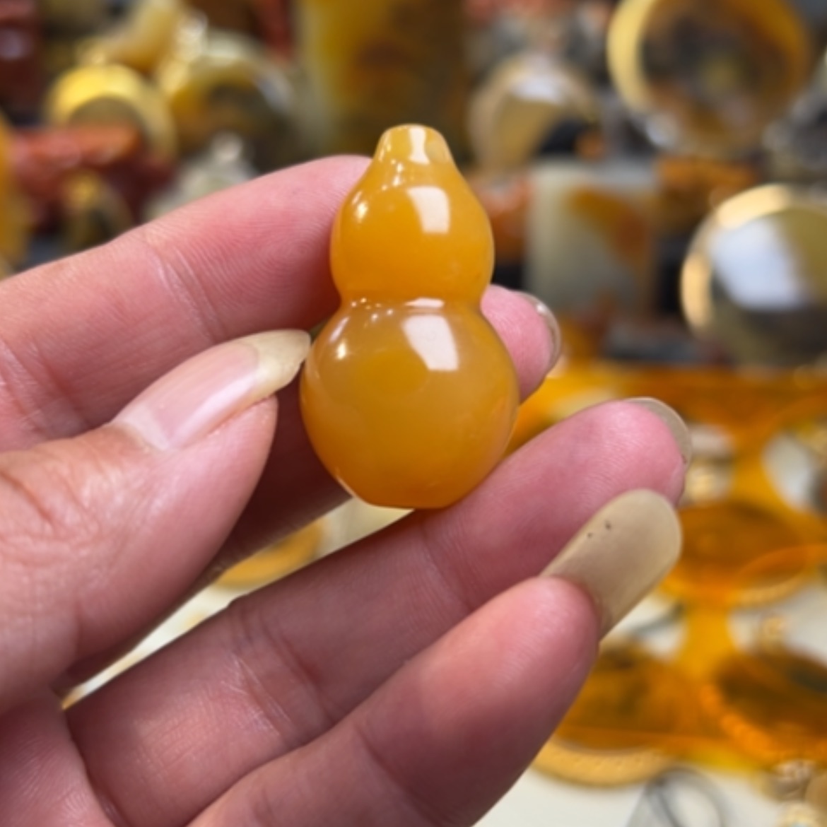 【闪购商品】石英质玉（黄龙玉）挂件合金