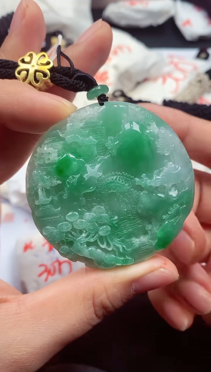【闪购商品】翡翠颈饰未镶嵌8404