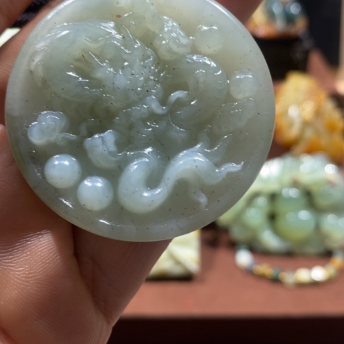 【闪购商品】蛇纹石玉颈饰未镶嵌