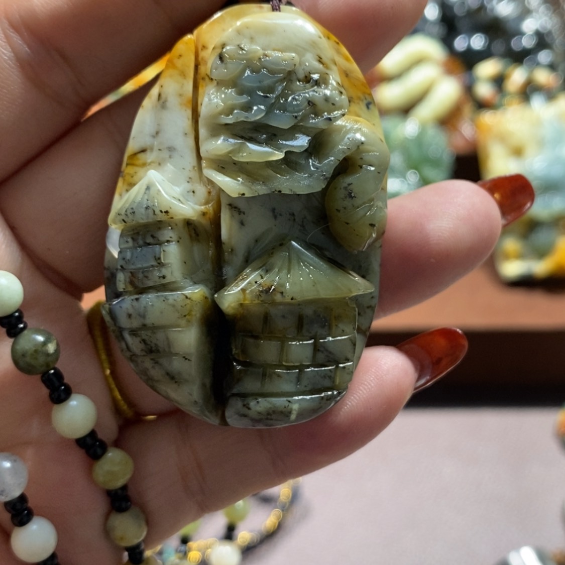 【闪购商品】蛇纹石玉颈饰未镶嵌