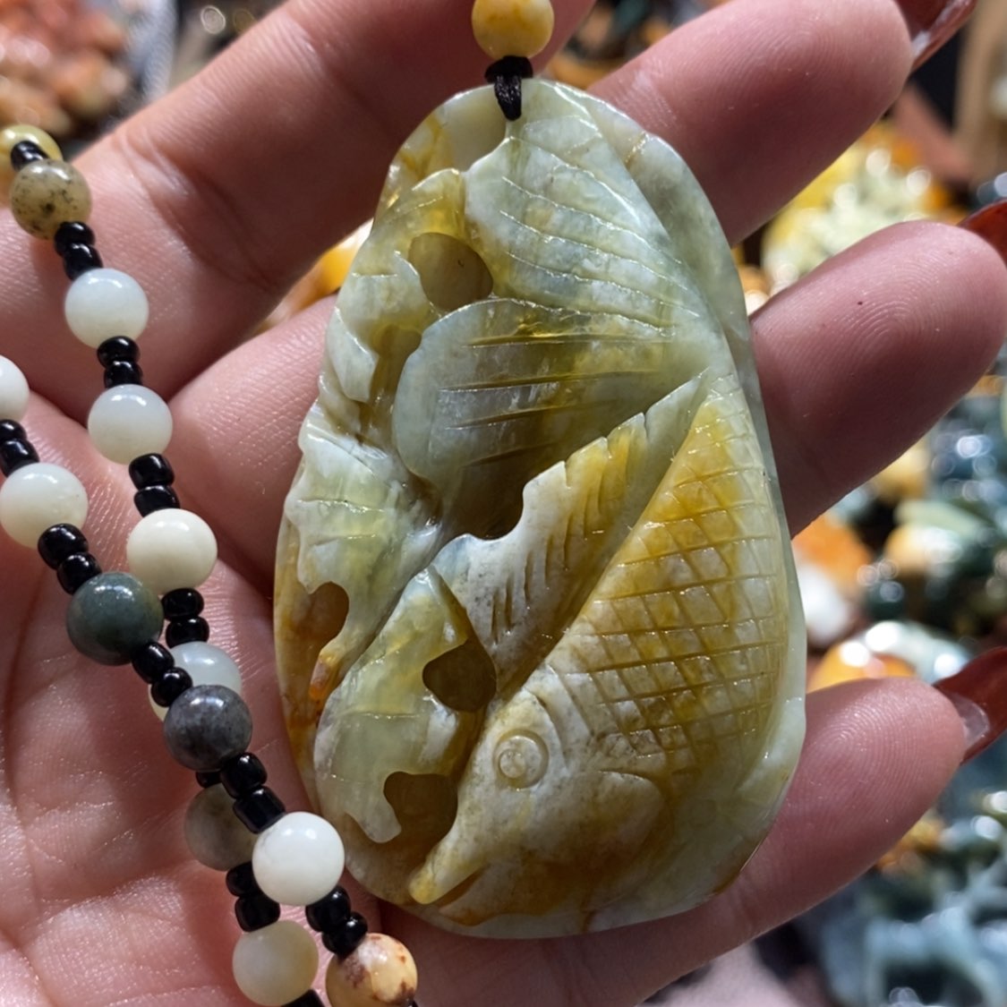 【闪购商品】蛇纹石玉颈饰未镶嵌