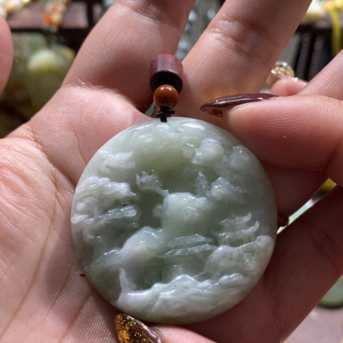 【闪购商品】蛇纹石玉颈饰未镶嵌