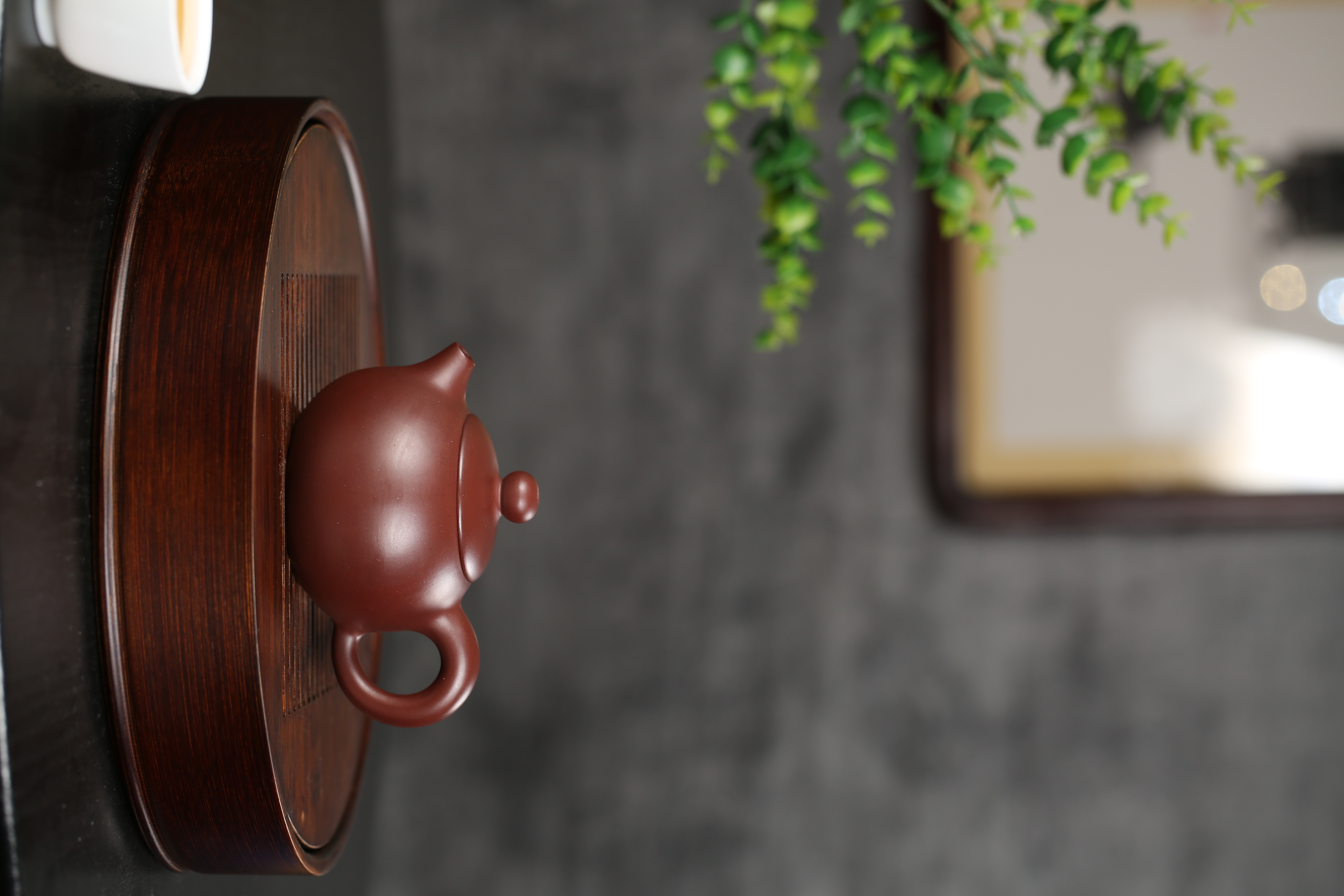 西施，容量200cc，选用原矿60目龙血砂手工制作。