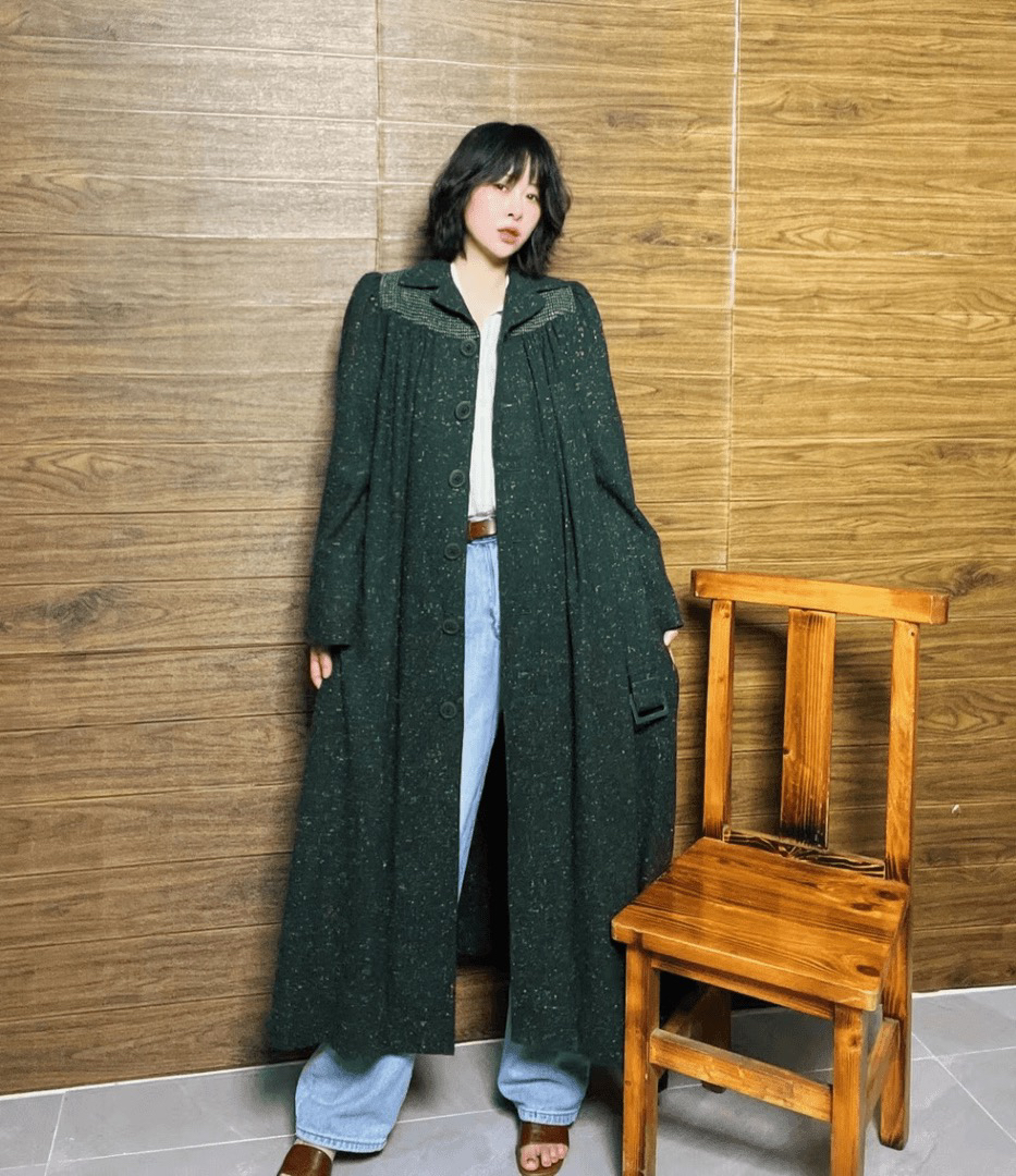 95新  绿色点点大衣