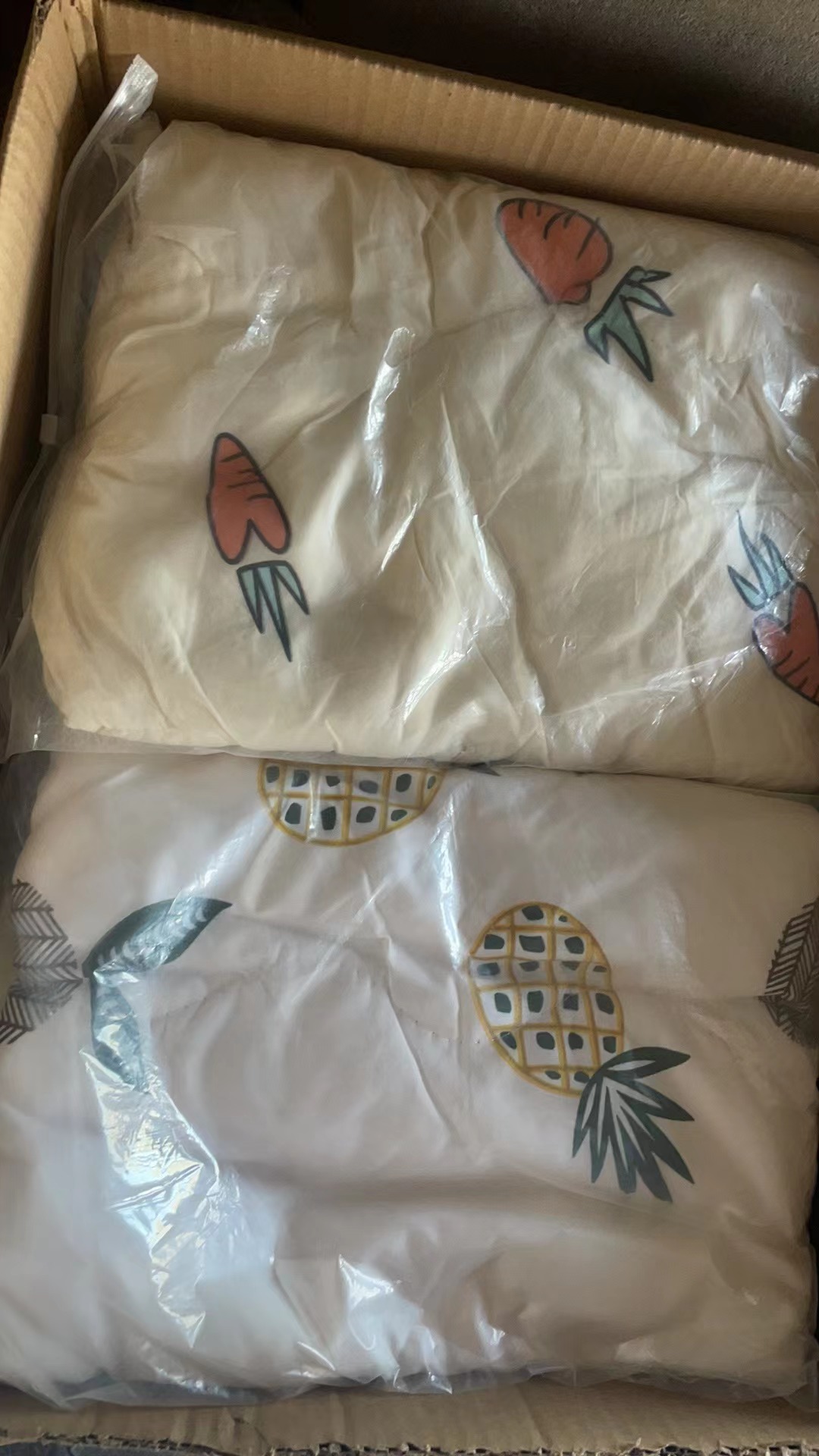 宝宝萝卜菠萝夏凉被