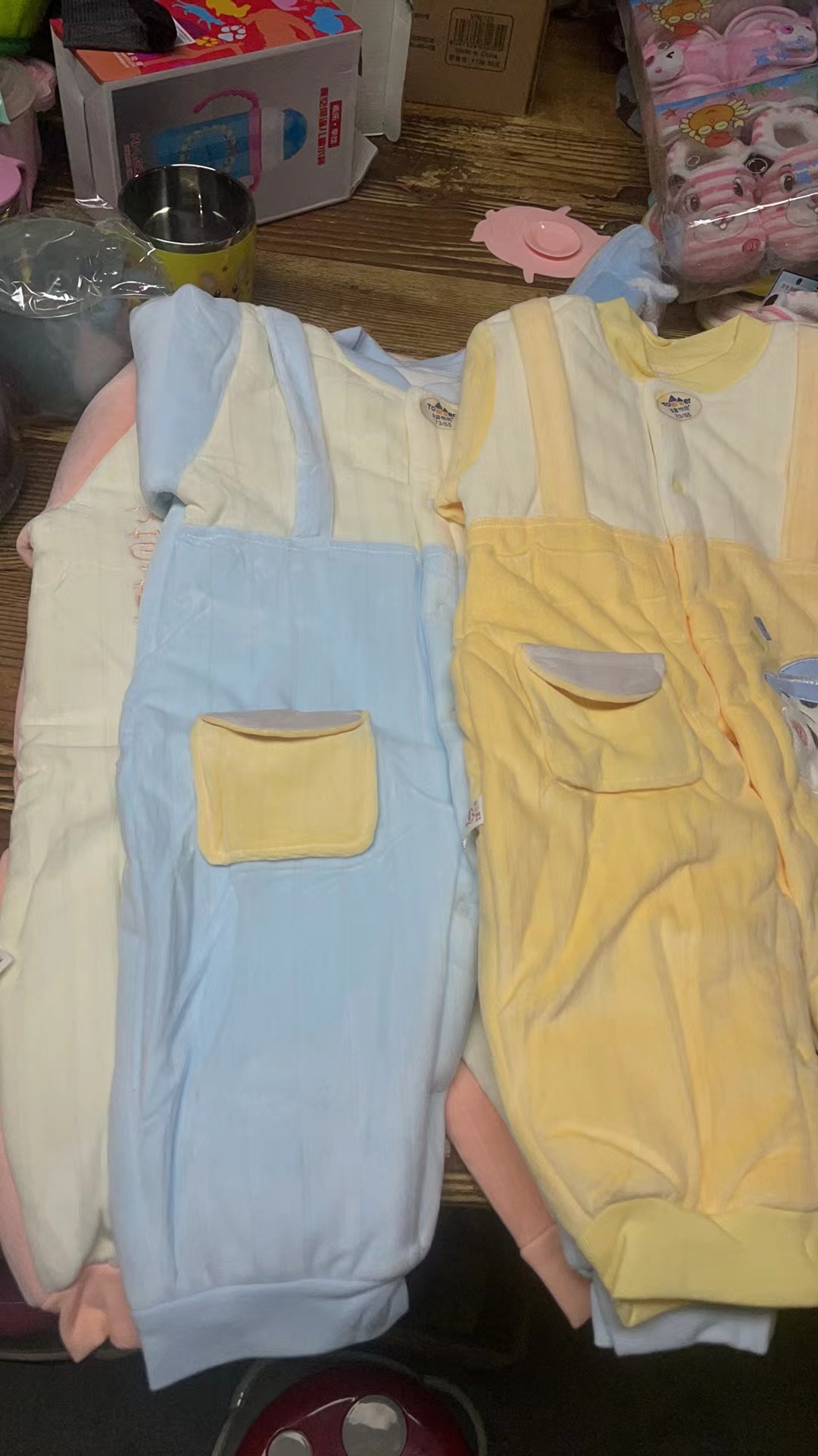 童装宝宝连体棉服