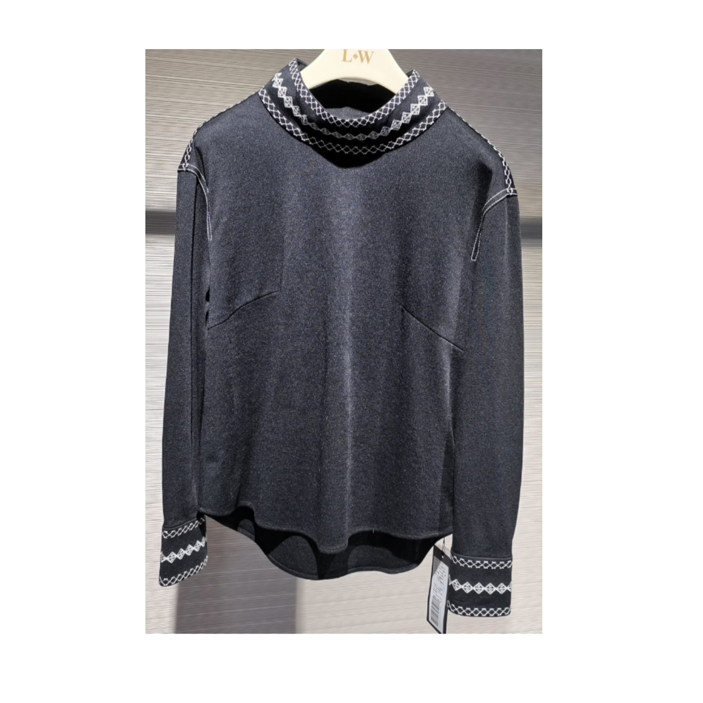 L·W/画而诗秋冬原创设计长袖时尚休闲黑色百搭圆领套头衫LAJ93015