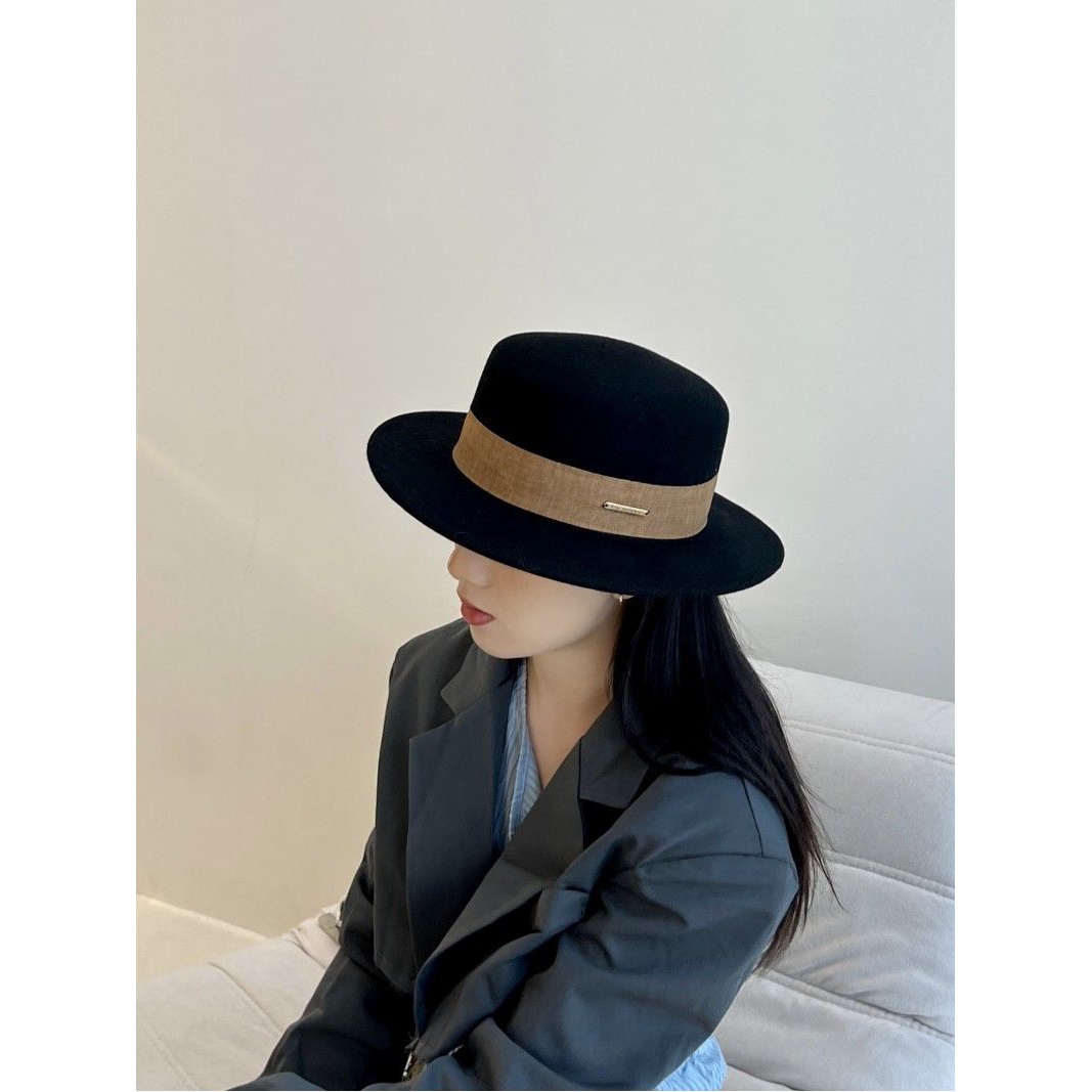 法式高品质黑色羊毛呢礼帽英伦复古风女气质简约平沿平顶爵士帽子