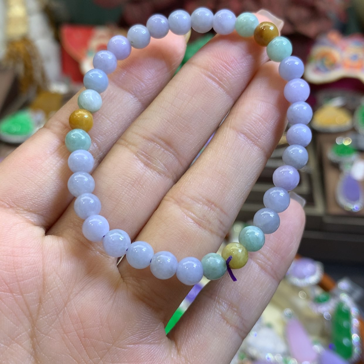 【闪购商品】翡翠颈饰未镶嵌
