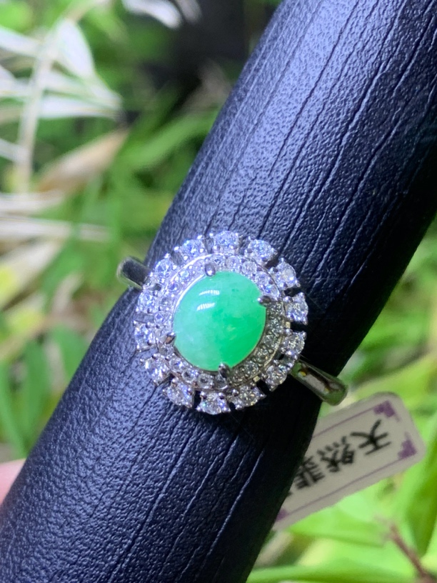 绿蛋面戒指天然翡翠A货X华9.21