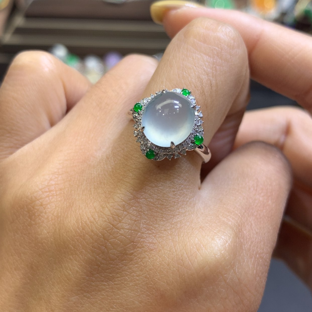 【闪购商品】翡翠颈饰18K金镶嵌