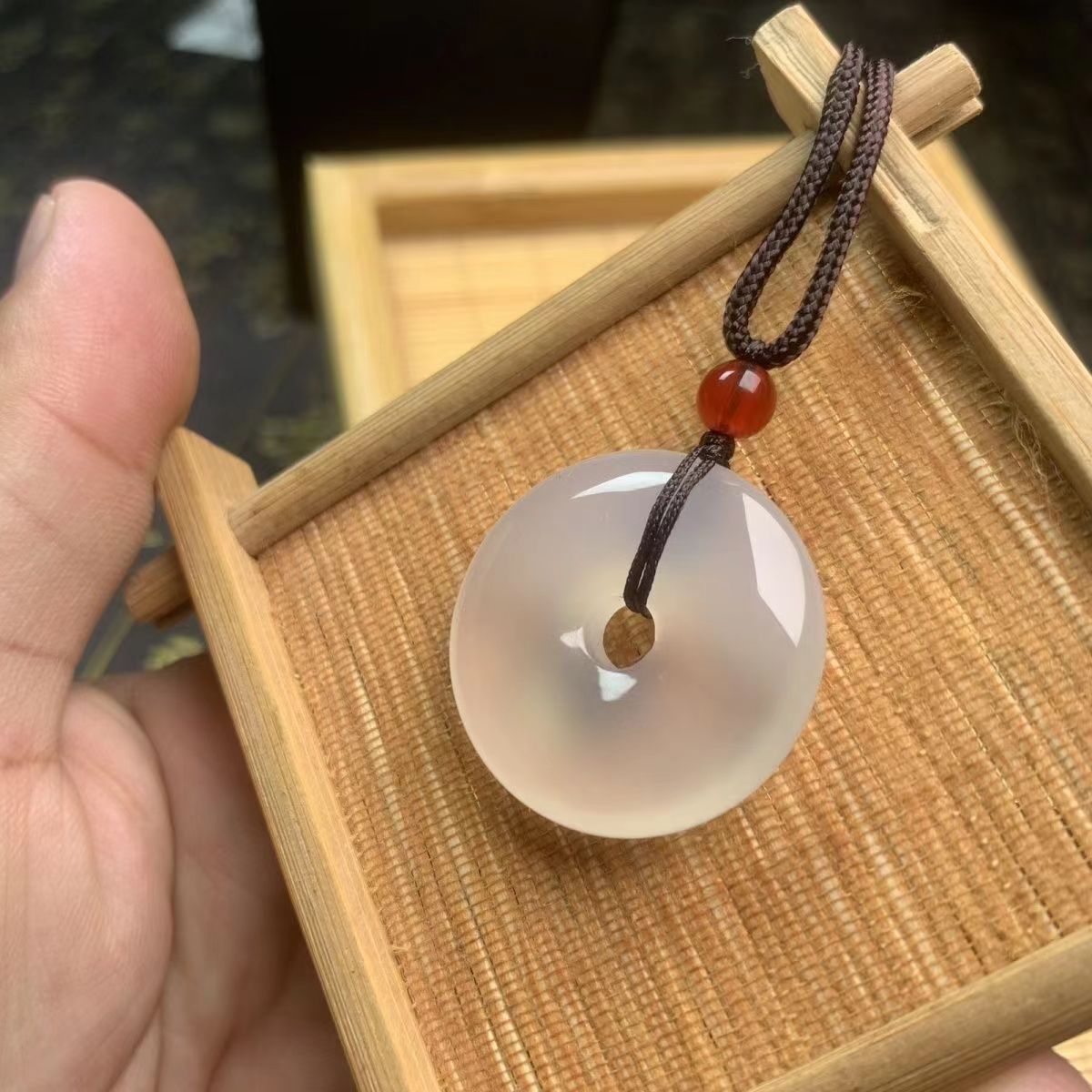 天然玛瑙大平安扣
