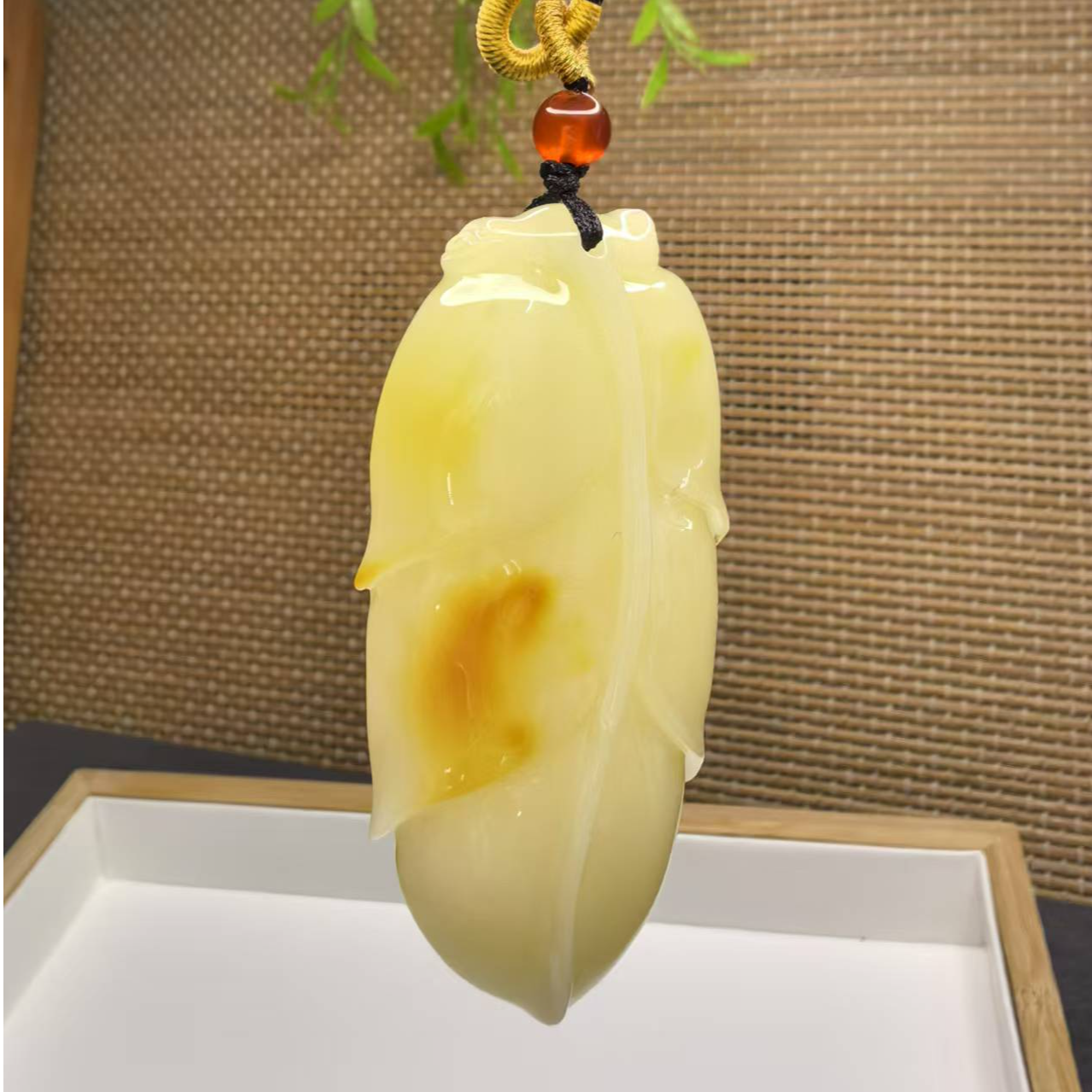 俄罗斯天然蜜蜡白花蜜吊坠55.7X30.5X15.2