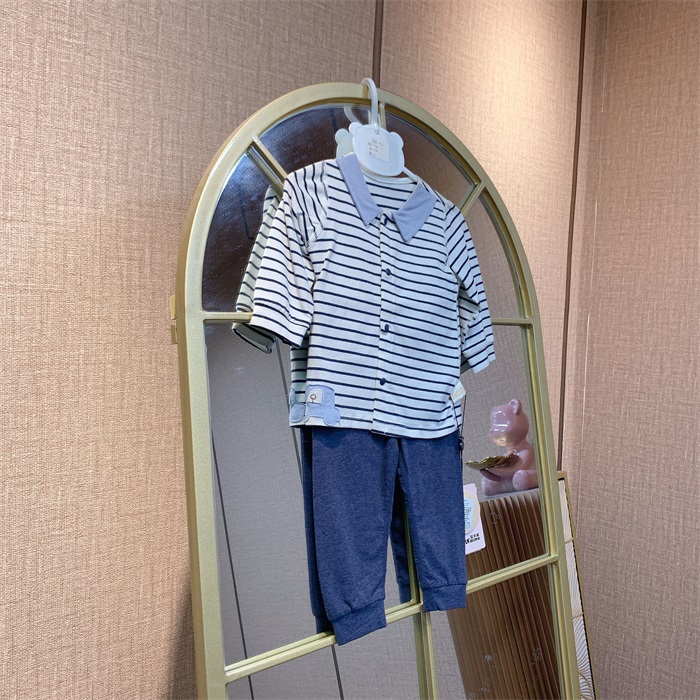 ER131   宝宝上衣裤子两件套