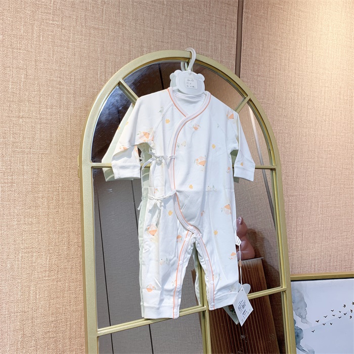 AM093   宝宝长袖连体衣