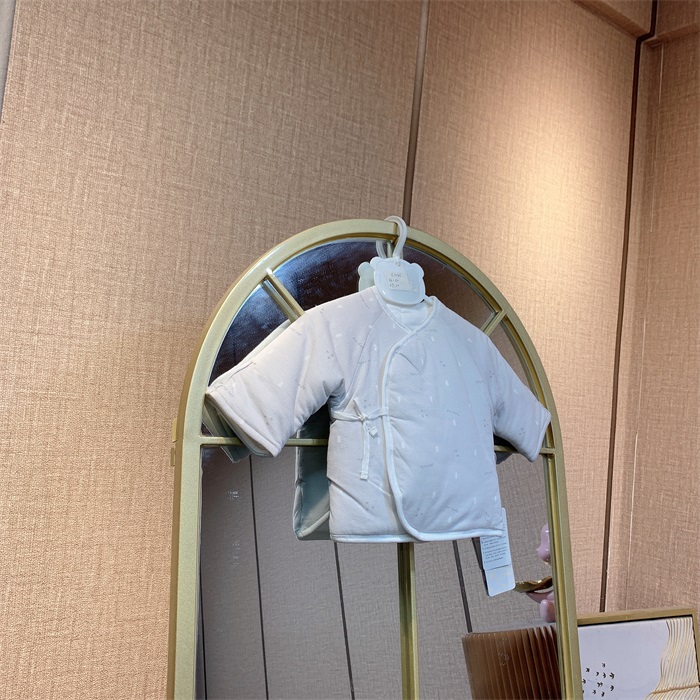 C1025   宝宝灰色夹棉半背衣