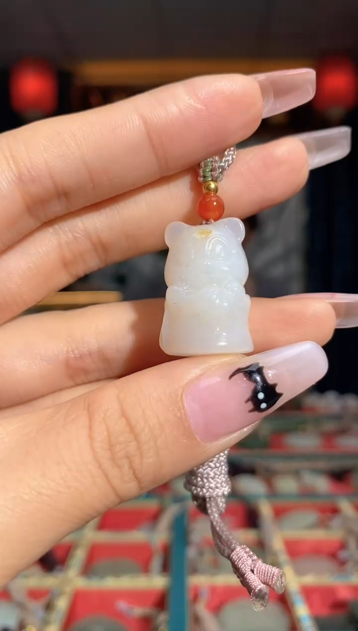 【闪购商品】和田玉颈饰未镶嵌熊