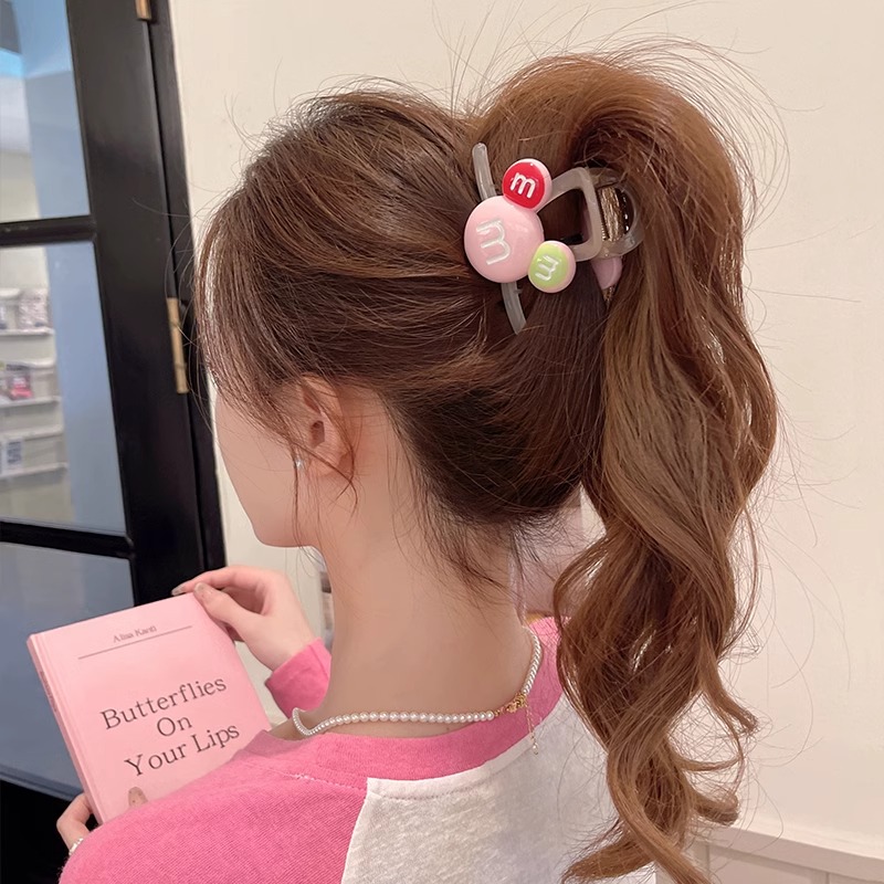 妙趣少女~可爱M豆发夹后脑勺盘发抓夹女2024新款可爱鲨鱼夹子头饰