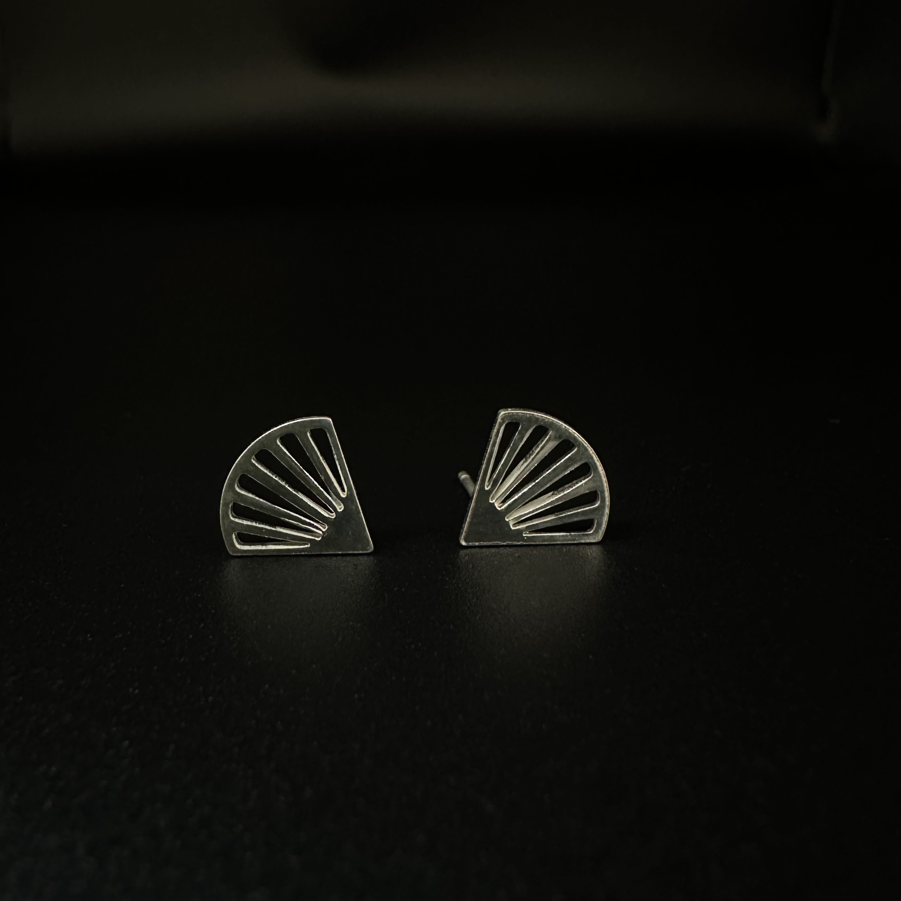 925银耳饰 纯银扇形耳钉小众设计精致个性时尚国风新潮-328